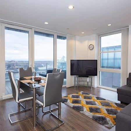 Stylish Mediacity 2Bed, Sleeps 6, Amazing Views Manchester Exterior photo