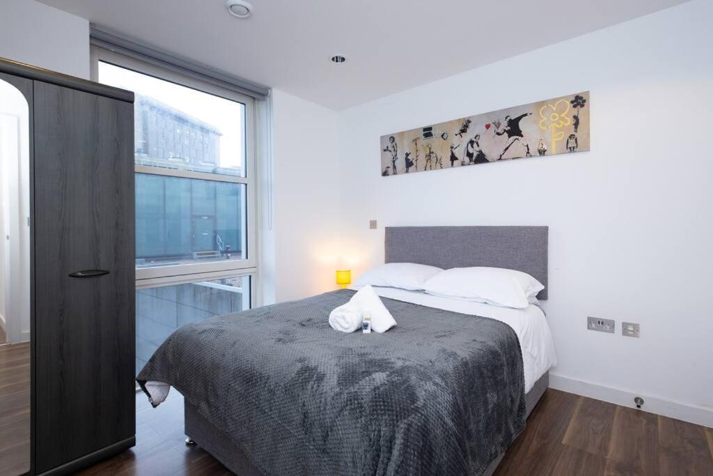 Stylish Mediacity 2Bed, Sleeps 6, Amazing Views Manchester Exterior photo