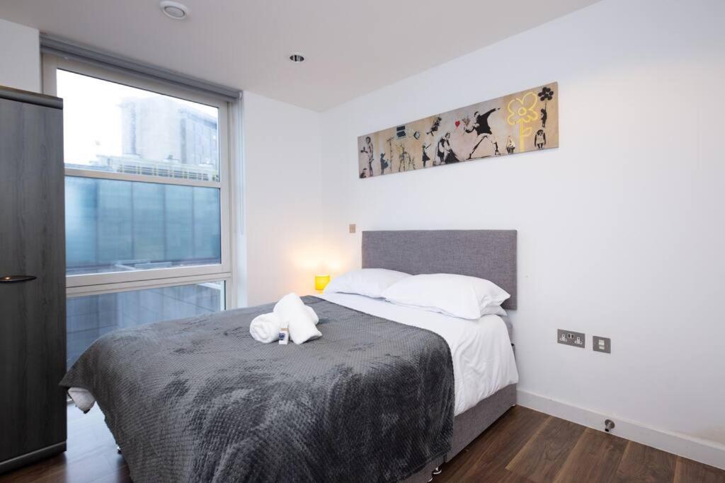 Stylish Mediacity 2Bed, Sleeps 6, Amazing Views Manchester Exterior photo