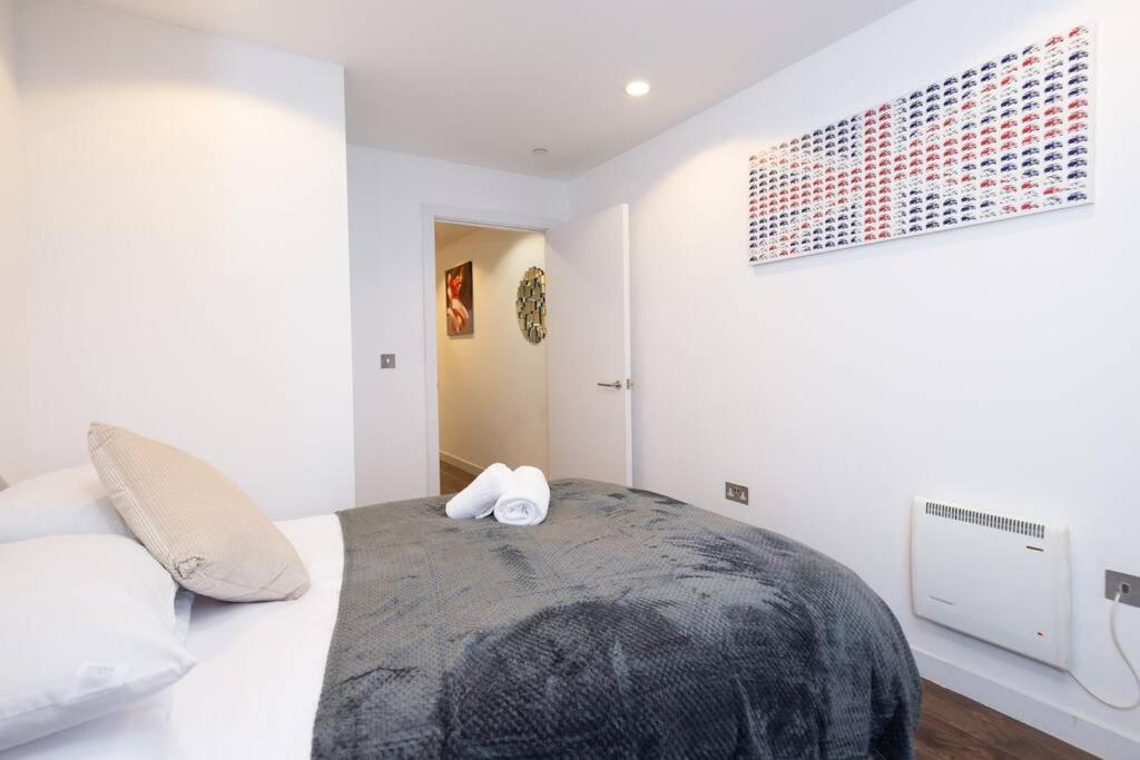 Stylish Mediacity 2Bed, Sleeps 6, Amazing Views Manchester Exterior photo